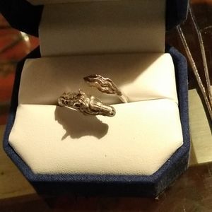 Beautiful custom made 925 sterling silver horse ring.  One of a kind.